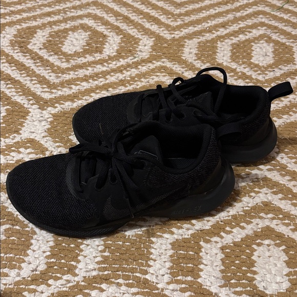 Nike women’s flex experience run 12 road running shoes - Picture 5 of 7